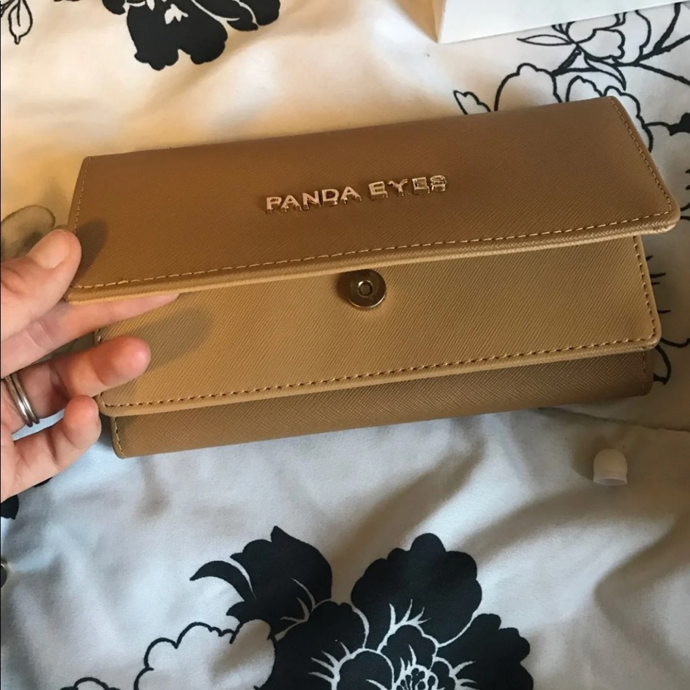 Cream wallet - Picture 3 of 5